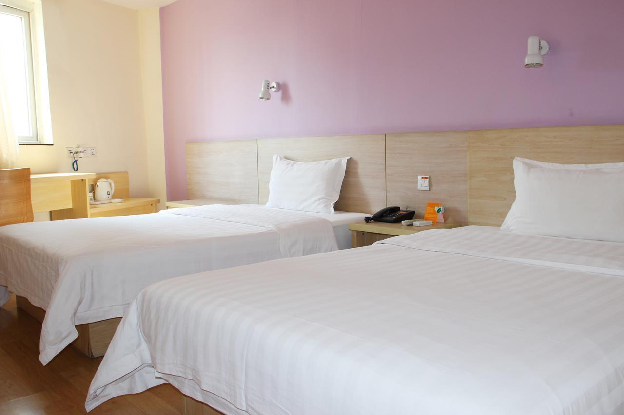 7Days Inn Deyang Zhongjiang Kuishan Park Eksteriør billede